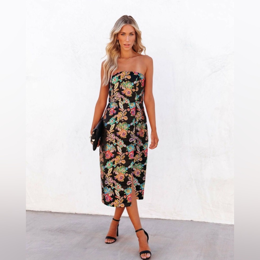 Olia Gianni NWT floral, jacquard, strapless dress, metallic, shiny size small